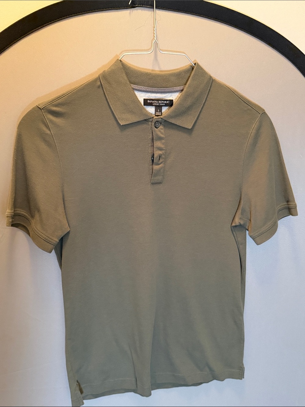 Banana Republic Men’s Olive Polo Shirt